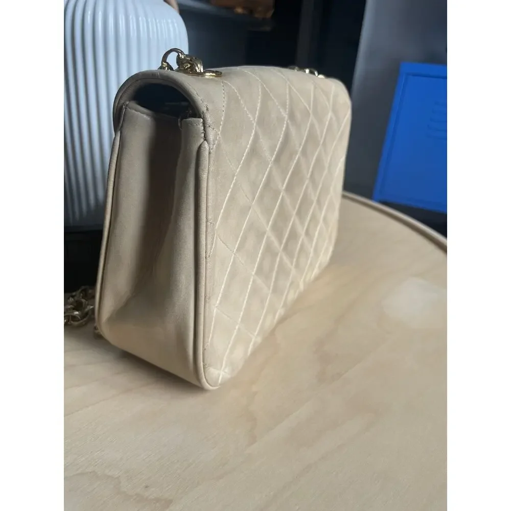 Chanel Beige Round Flap Bag Shoulder Bag Leather Gold Small Classic CC Diana
